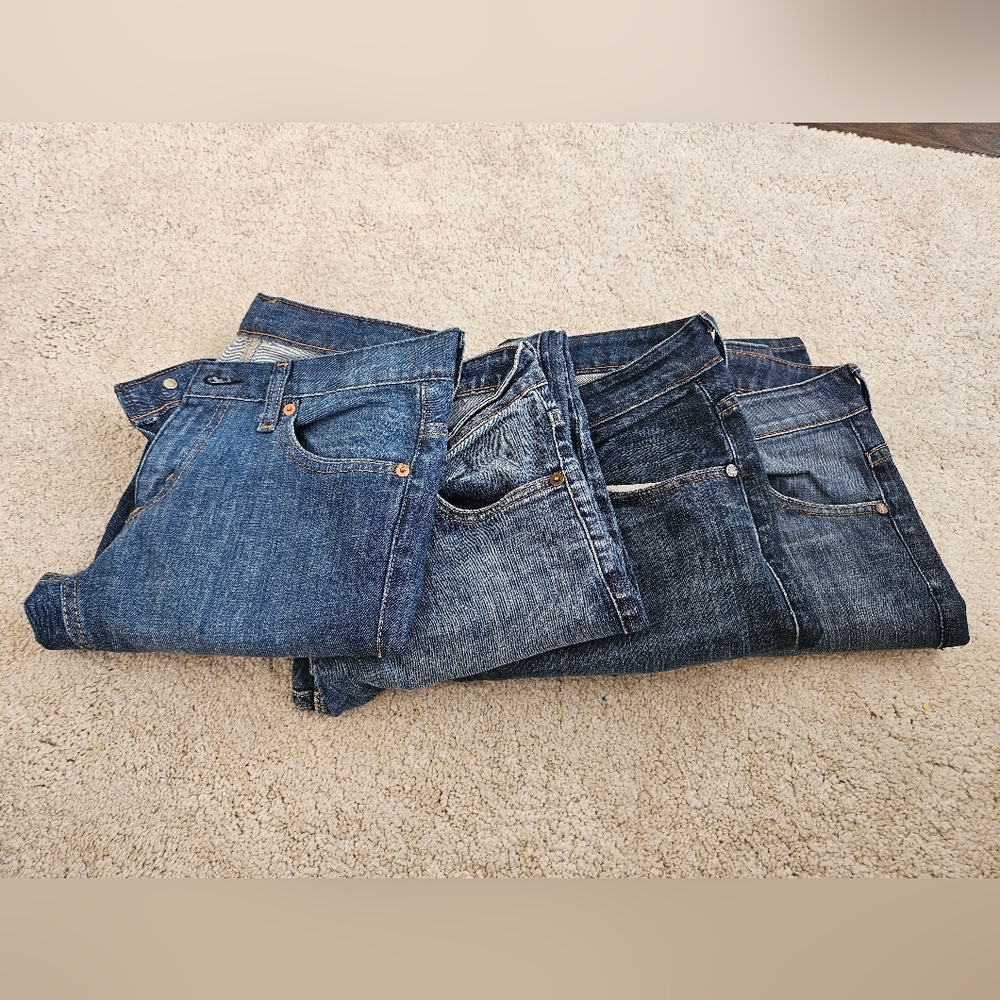 Women's Levi's Jeans
